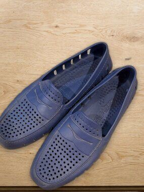 Floafers Country Club Loafers Men's 10 Navy Foam Water Shoes